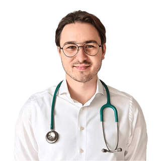 Lekarz Adam Osękowski